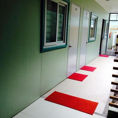 Balabag  Shore Time Hotel - Annex מראה חיצוני תמונה