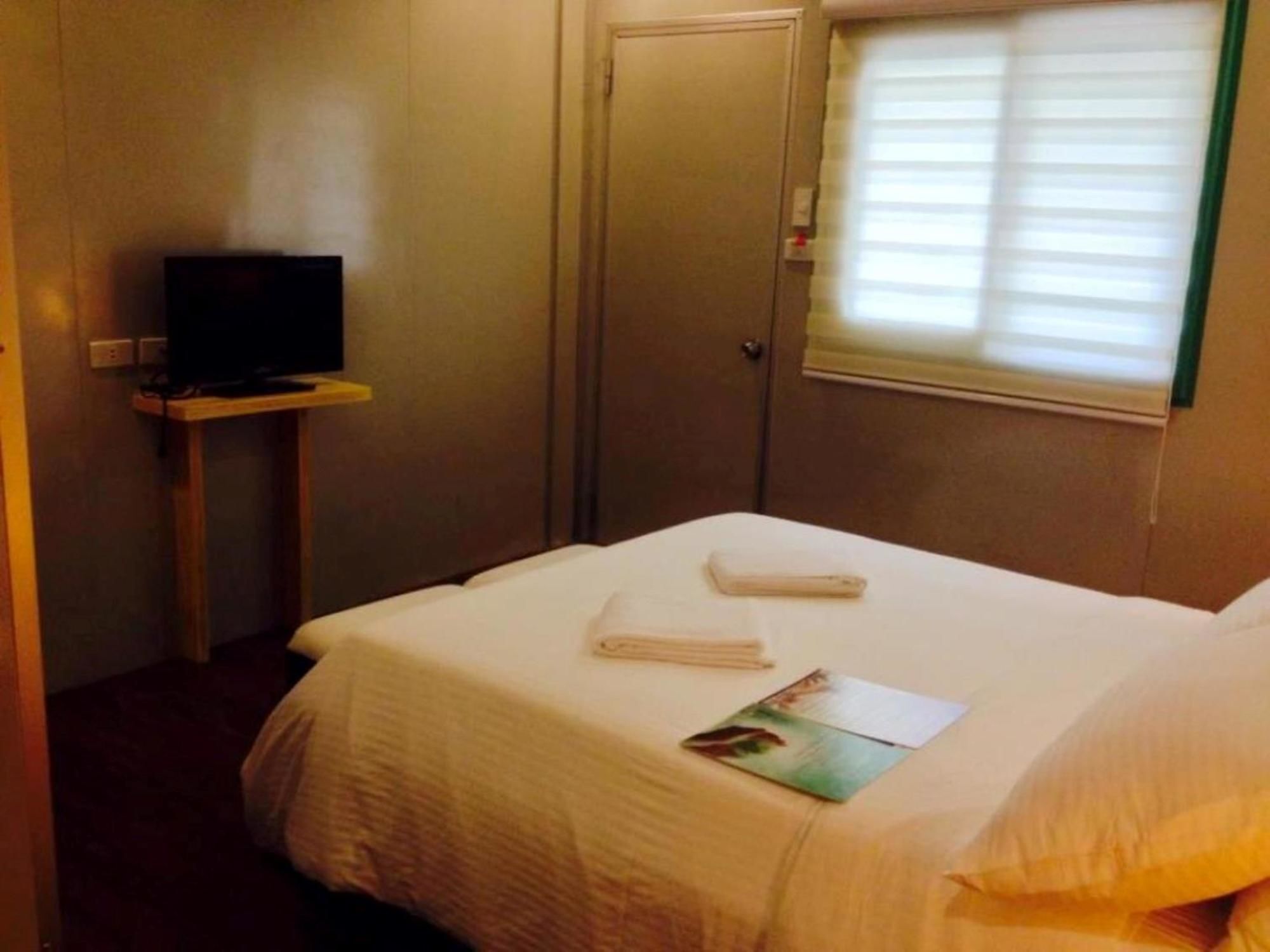 Balabag  Shore Time Hotel - Annex מראה חיצוני תמונה